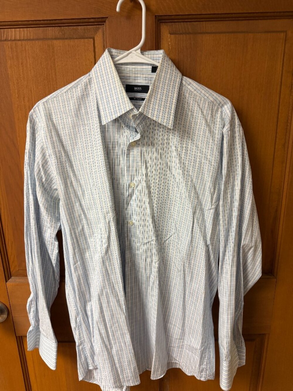 Hugo Boss Men's Light Blue & White Checkered-Size 16 32/33 In Great Shape